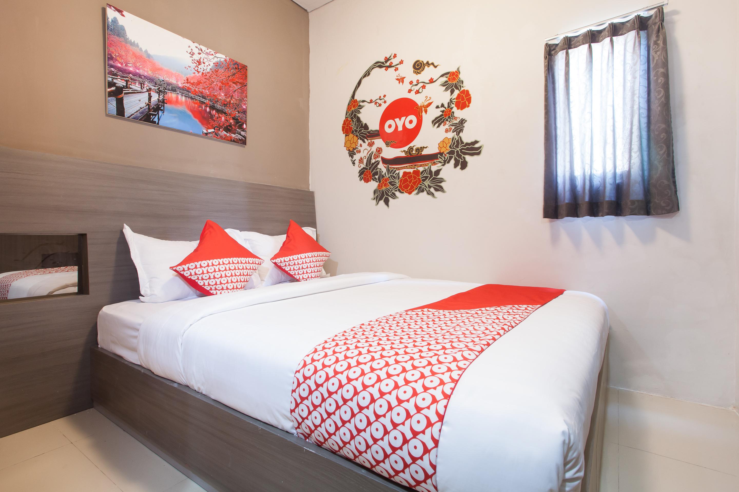 We Stay Residence Redpartner Surabaya Exteriör bild