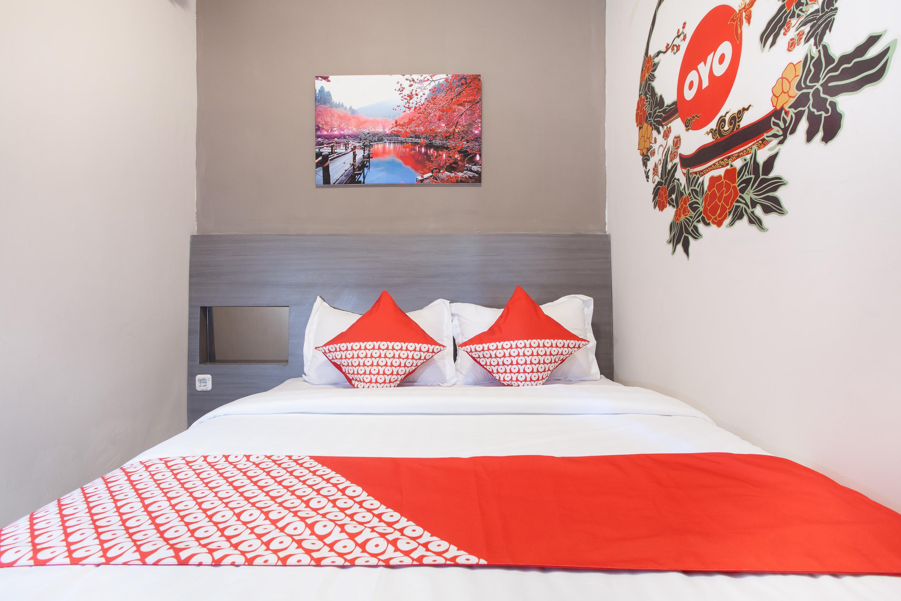 We Stay Residence Redpartner Surabaya Exteriör bild